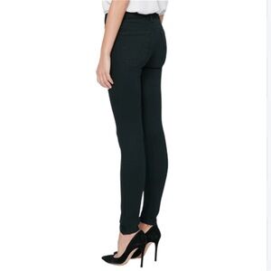 MOTHER The Looker Mid Rise Skinny Jeans- Not Guilty Wash Black NWT - 25